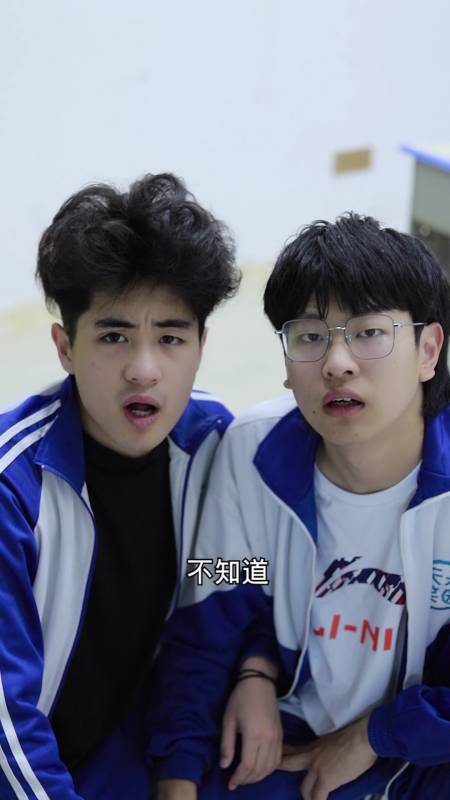 悬疑段子#主任突然晕倒,橘子居然是黑衣人,真正的橘子呢?-全民小视频