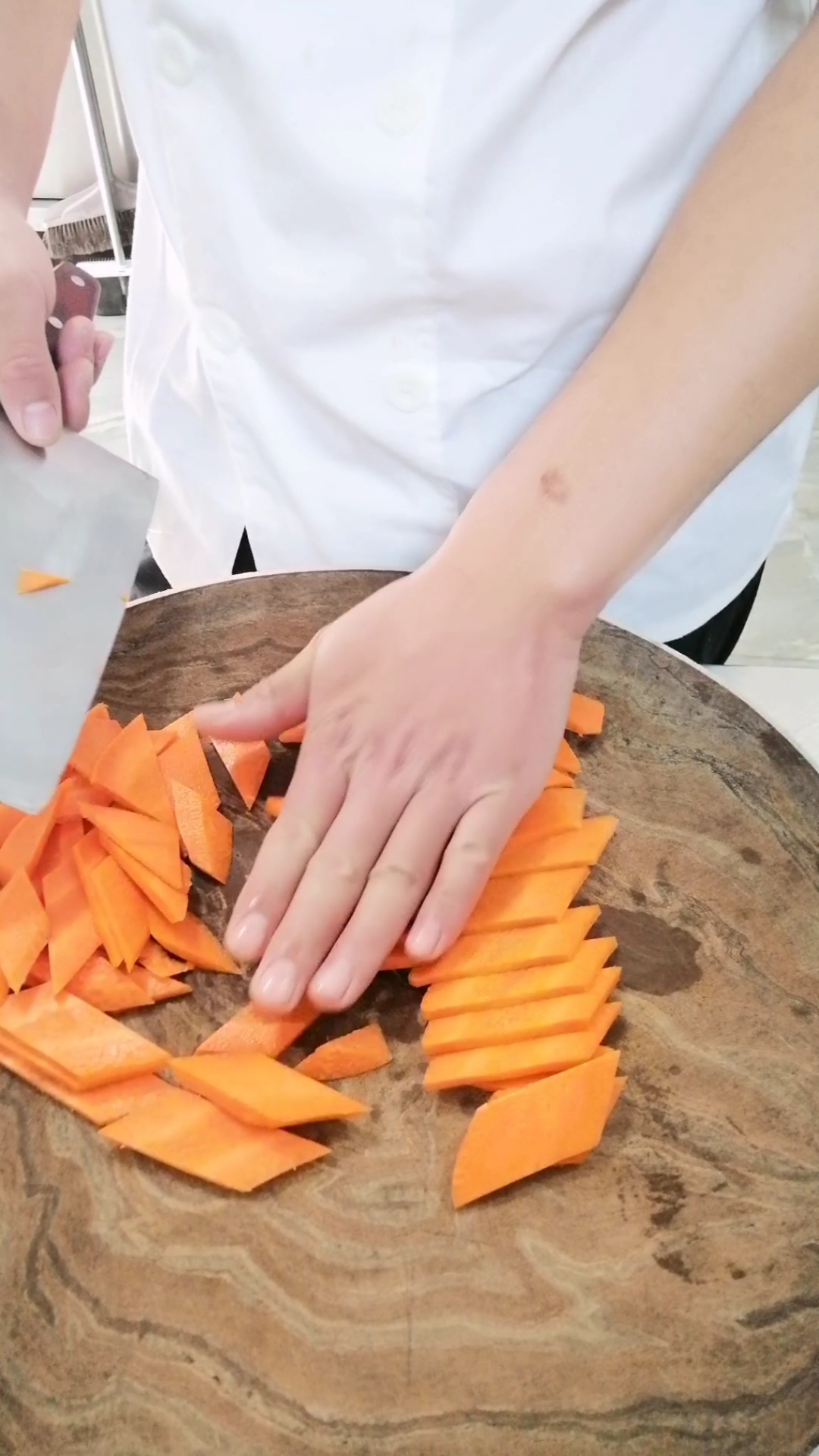 美食#胡萝卜菱形片