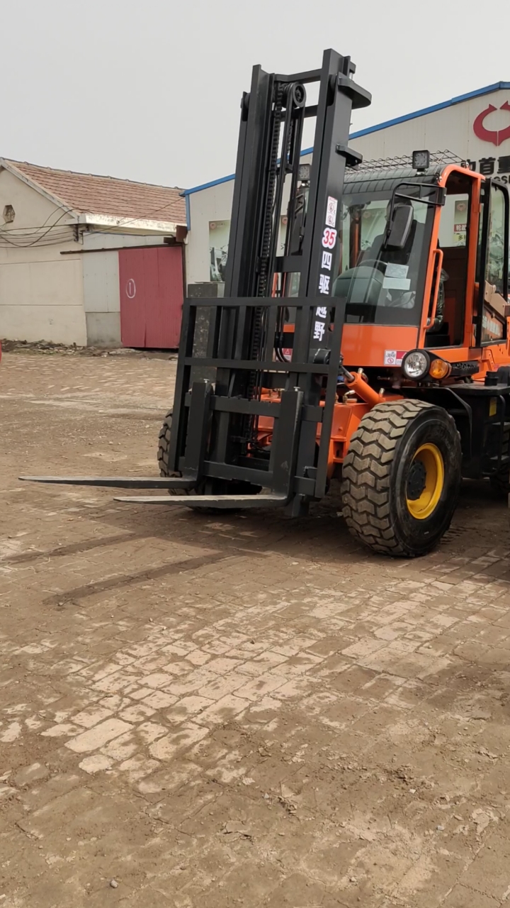 铲车式叉车#铲车式叉车四驱叉车越野叉车四轮驱动叉车装载机式叉车