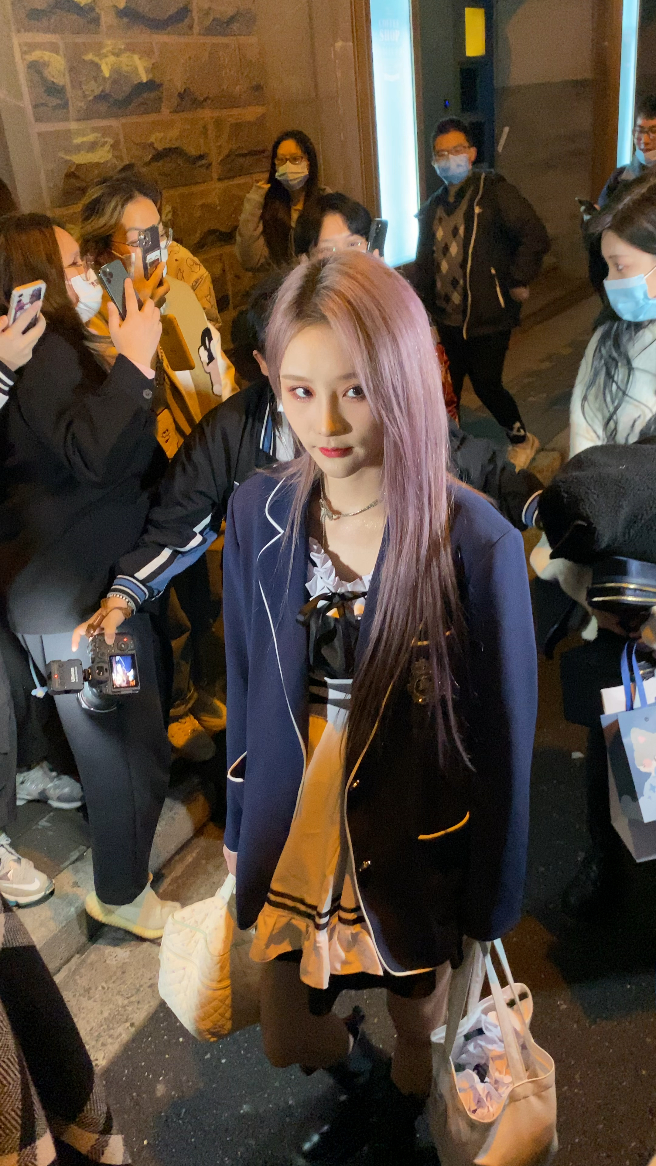 snh48周诗雨沈梦瑶怀念以前的jxl现在大环境不好大家要善待小偶像一起