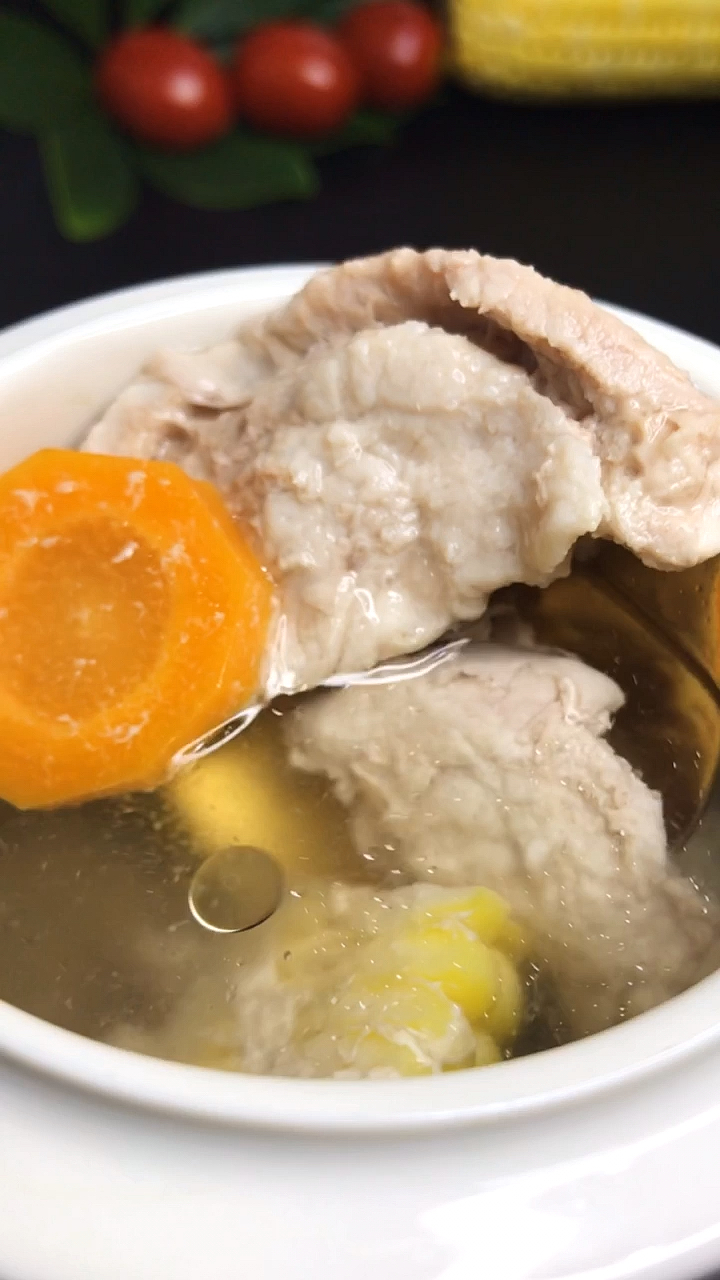 美食#腱子肉片炖汤,超营养,超鲜美-度小视
