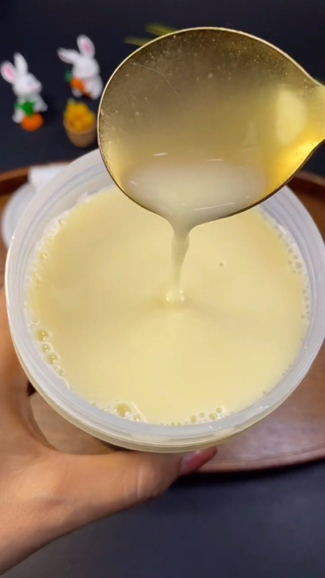 #再不减肥就晚了#一杯无糖豆浆.一个水煮蛋再来一个全麦面包.看着自己