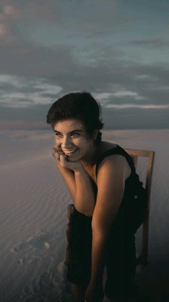 每天更新美女#小仙女月儿弯弯照九州