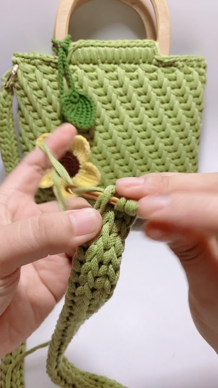 寻找最牛手艺人#这样钩包带绝绝子