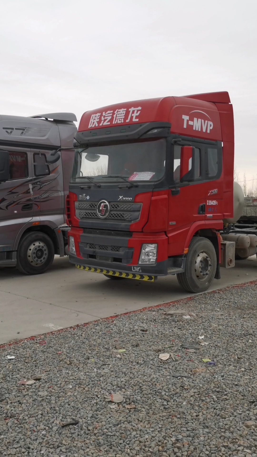 卡车小刁:德龙x3000燃气车,潍柴430匹马力