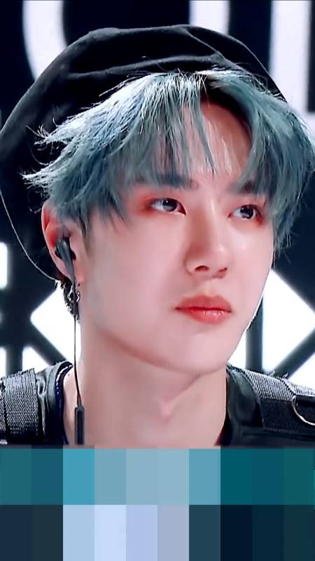 王一博#王一博不管化浓妆还是淡妆都很帅-全民小视频