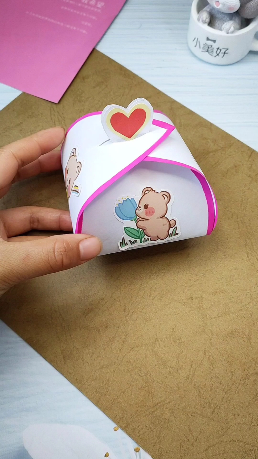 手工折纸闺蜜专属礼盒用一样正方形纸就能做好快来做一个送给她吧