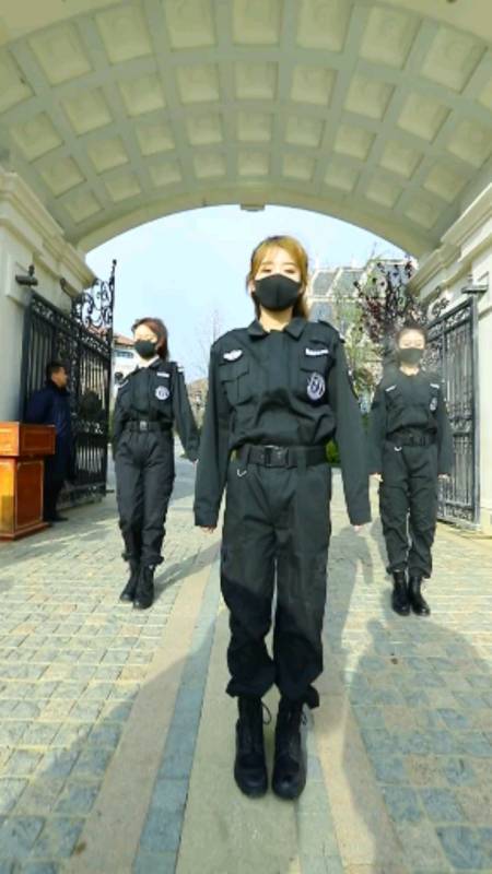 我跳舞时最快乐#保安小姐姐热舞