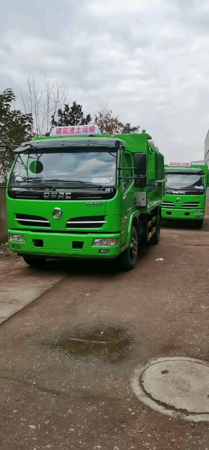 城市綠色渣土車#國六東風小型綠皮渣土車-度小視