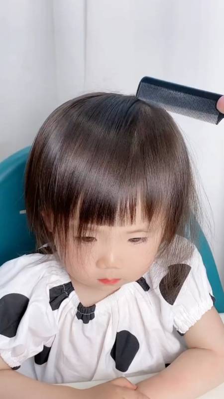 宝宝的夏日清凉发型(三)刘海扎起来更凉快哦