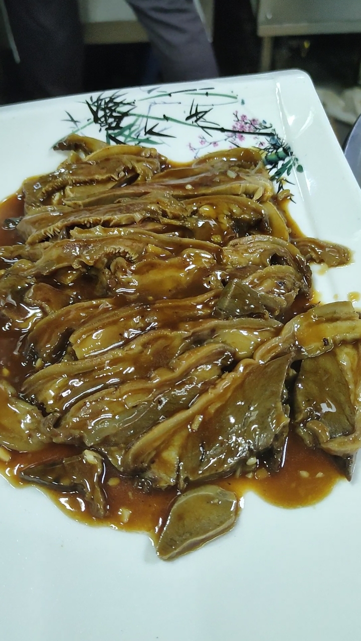 #风味人间#扒羊头肉吃一片就会占据你的心扉.