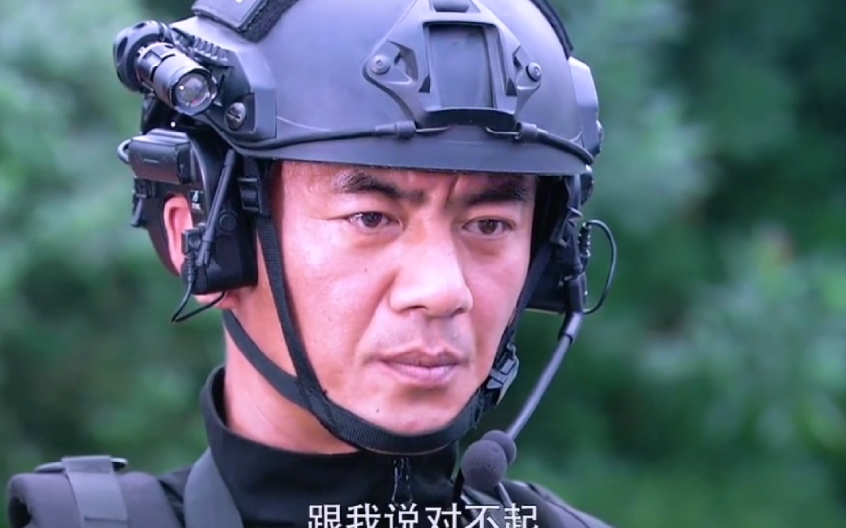 度假村被熊三控制,莎莎被要求当人质%特警力量