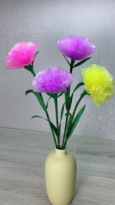 废物利用,创意手工#有没有想过用垃圾袋做出来的康乃馨这么好看-缎