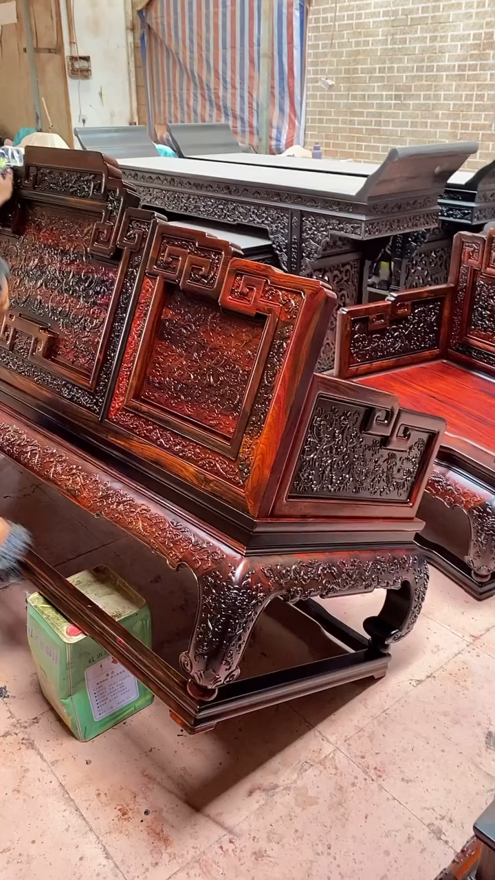 古典红木家具#大红酸枝国宾款西番莲沙发