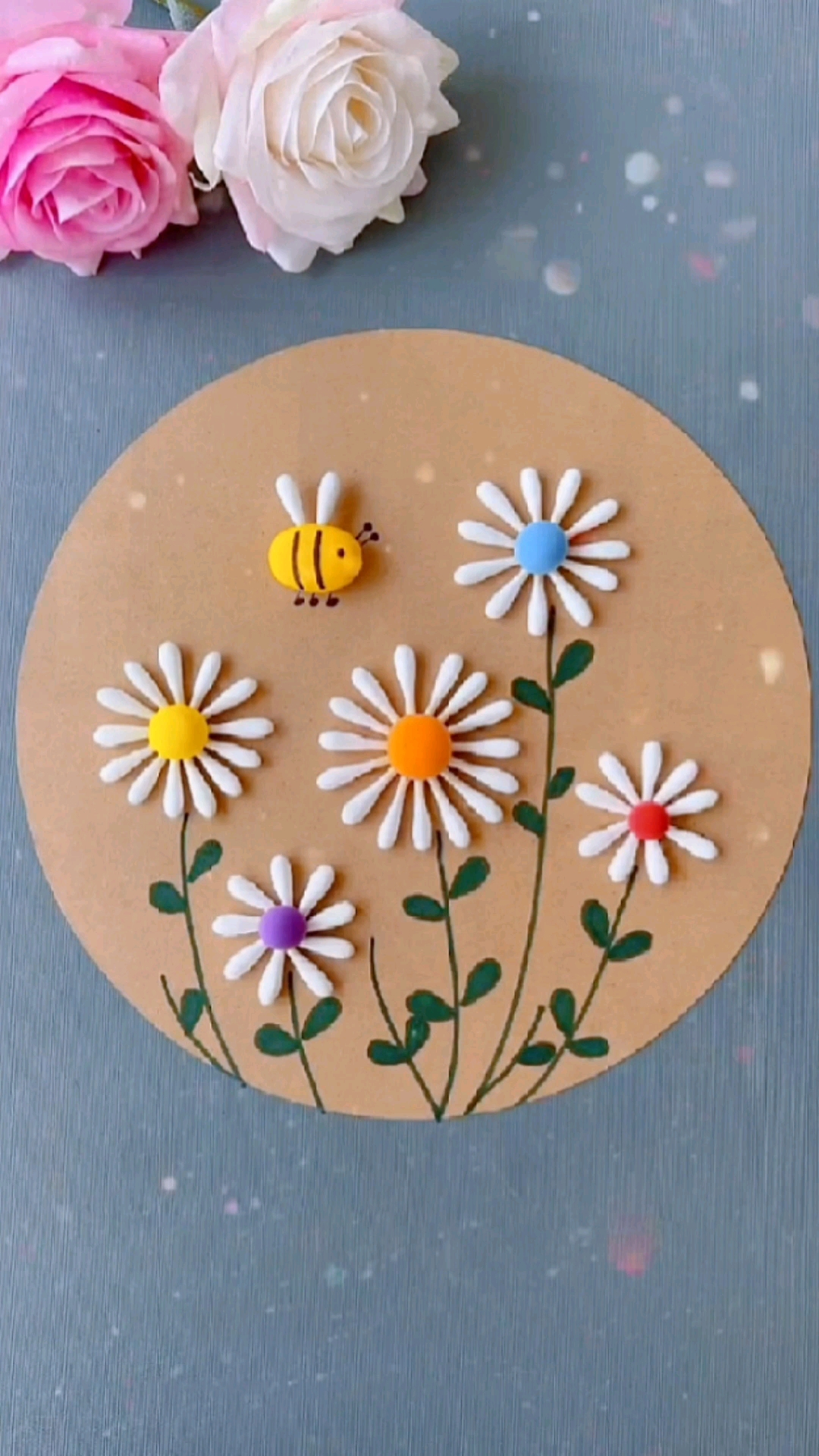 手工制作#用棉签也可以做好看的小雏菊-度小视