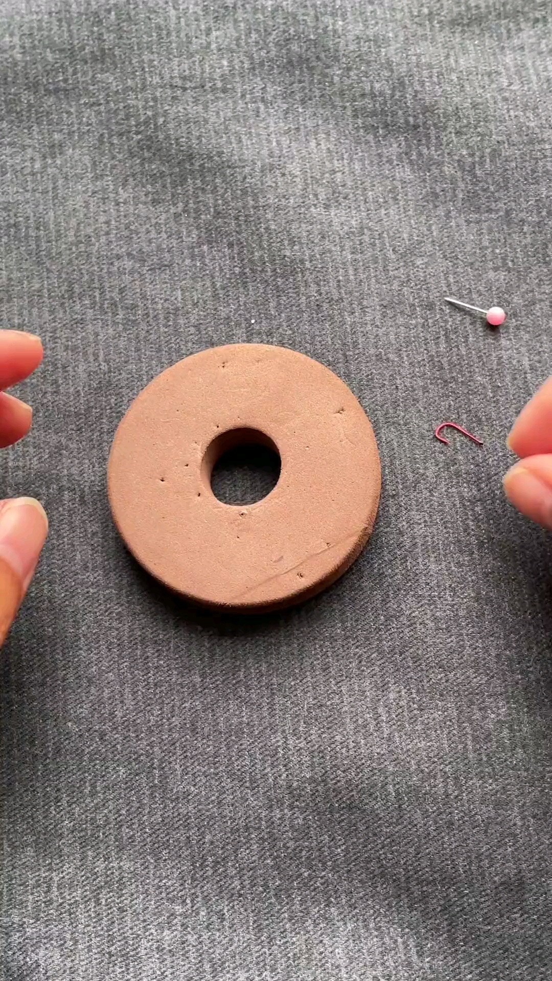 钓鱼用线圈自制绑钩器感觉也太简单了