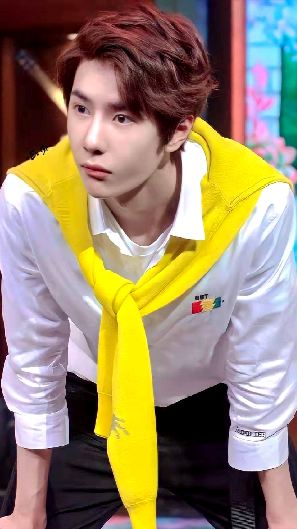 王一博#哇哦,黄色好可爱,今天就叫黄甜甜吧