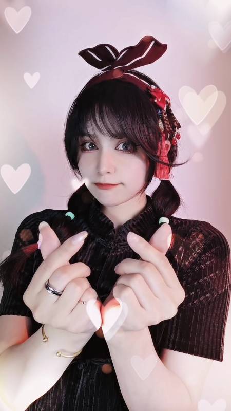 2万粉丝  关注柯白凝02j5天前出的是绊爱嘛?