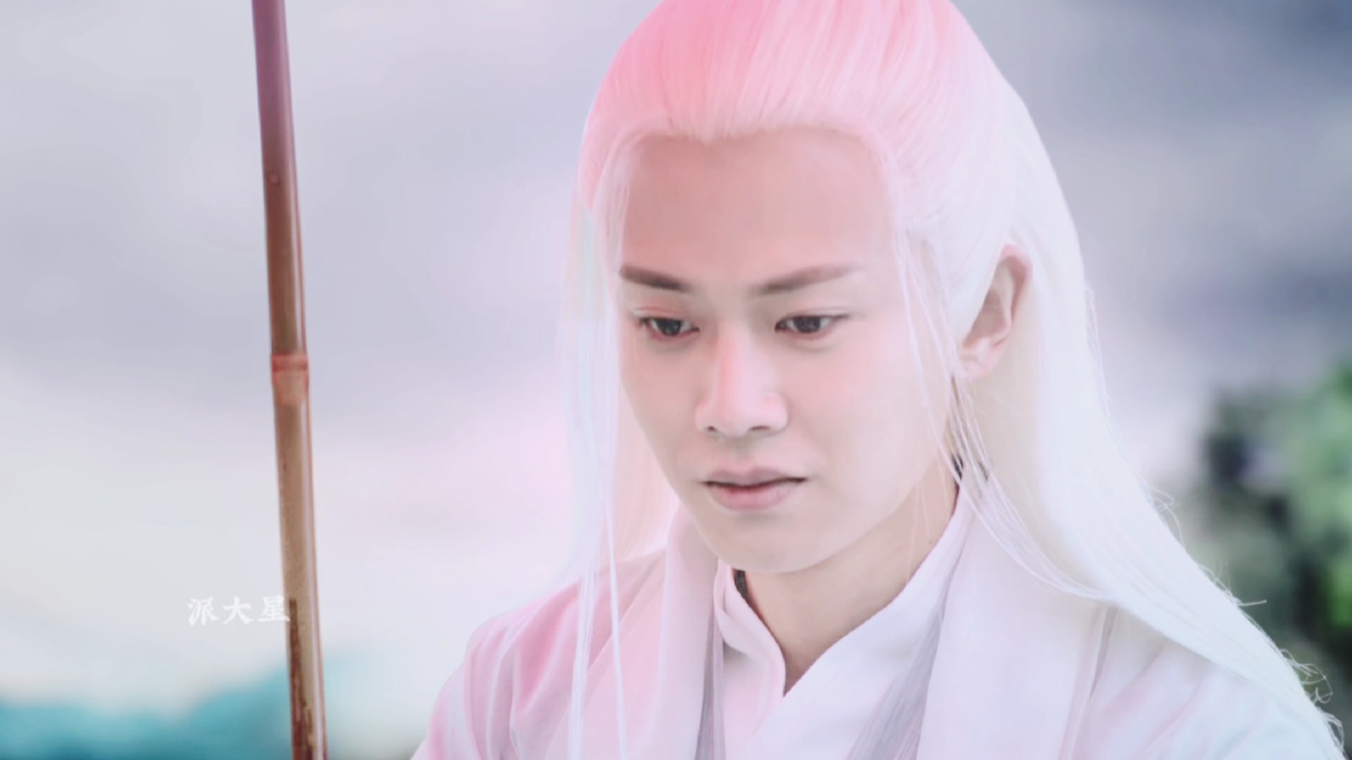 任嘉伦#哪一位的撑伞帅到你了