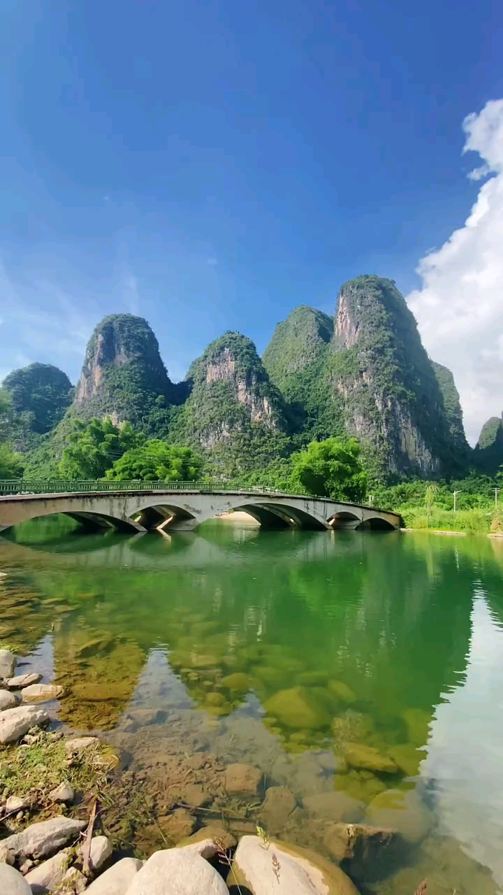 風景如畫#這裡山青水秀,這裡有號稱天下第一的山水,這裡就是桂林