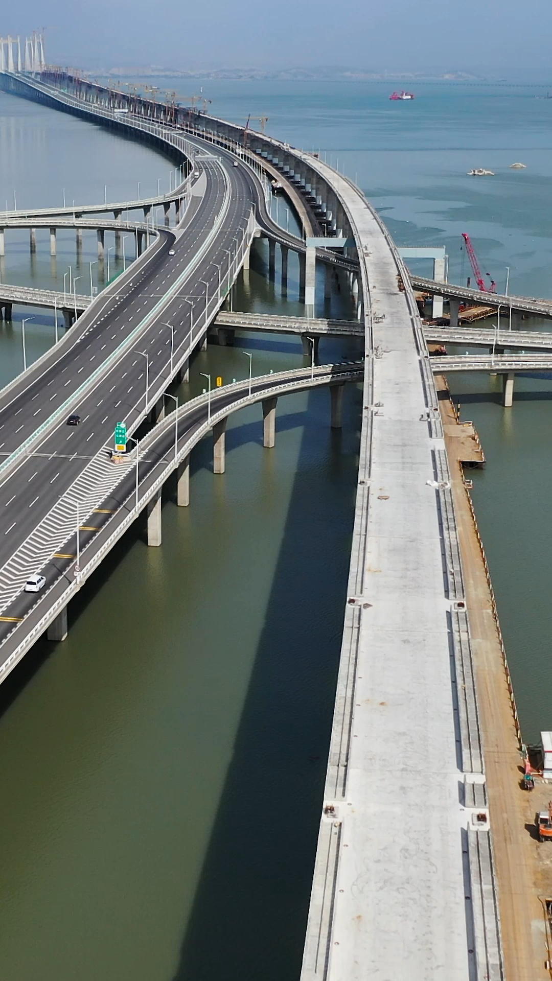 世界第一座在建高铁跨海大桥福夏高铁泉州湾跨海大桥