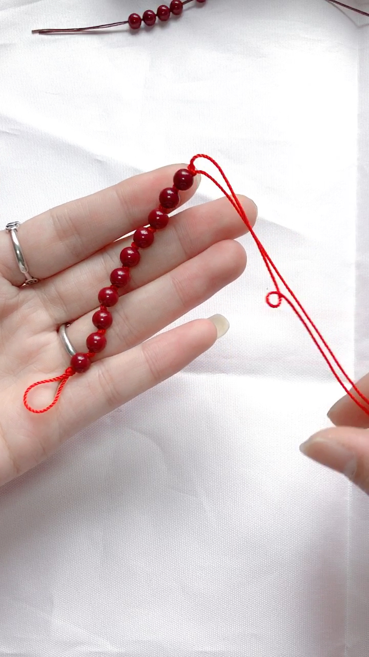 珠链打结方法