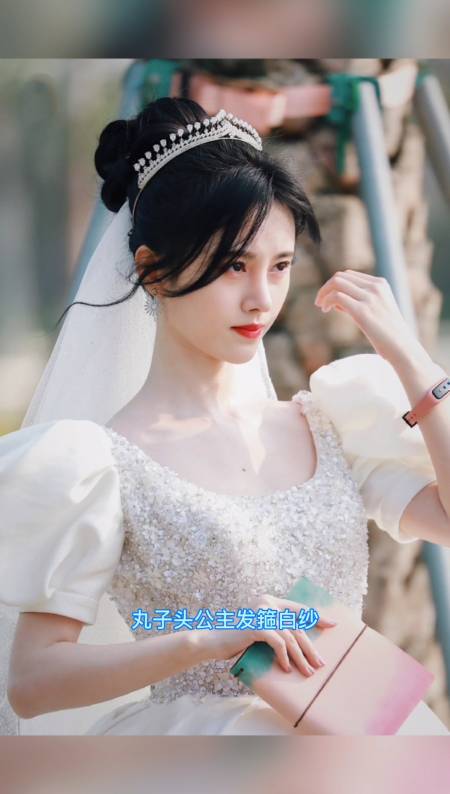 鞠婧祎#鞠婧祎婚纱照和许佳琪婚纱照谁更美?