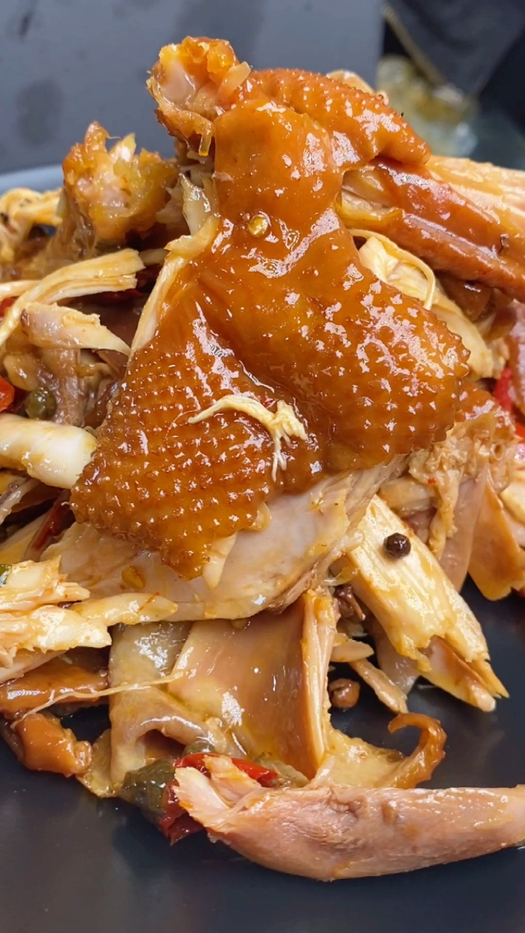 晒晒我的春节美食#手撕麻椒鸡太香了!