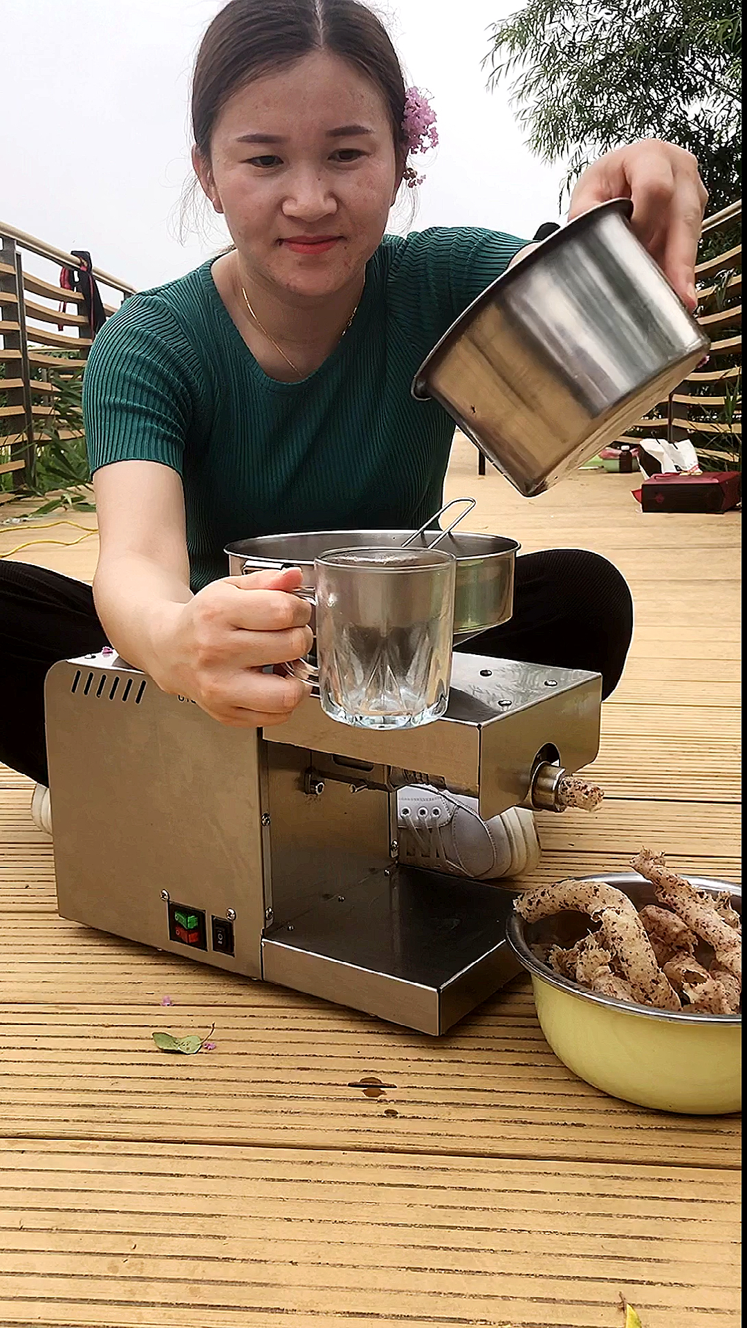 小型家用榨油机#健康生活离不开的小机器!