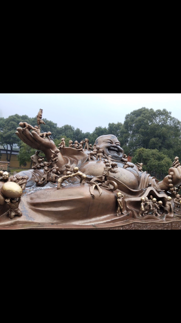 我的私藏景点#无锡灵山胜境有一尊大型青铜雕像百子戏弥勒像高3米宽