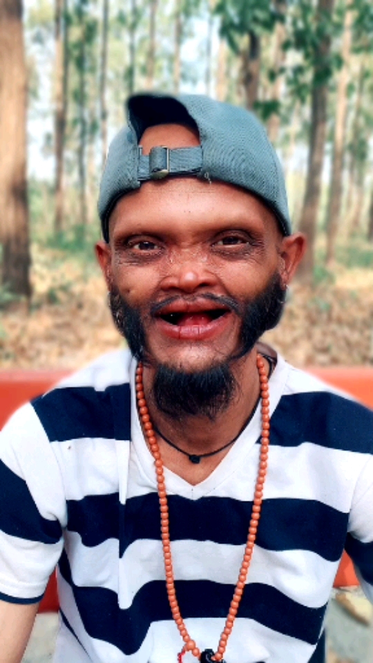 表情大比拼#据说这是世界上表情最丰富,最搞笑的男人