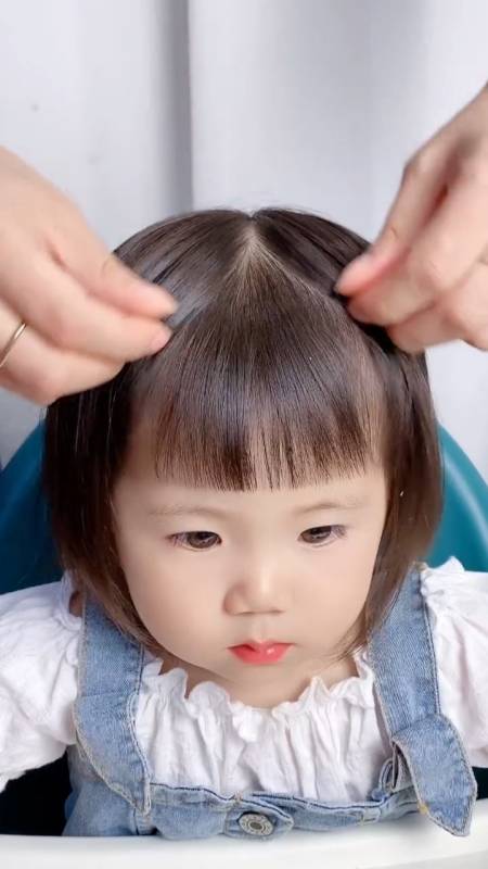 1岁小孩发型图片