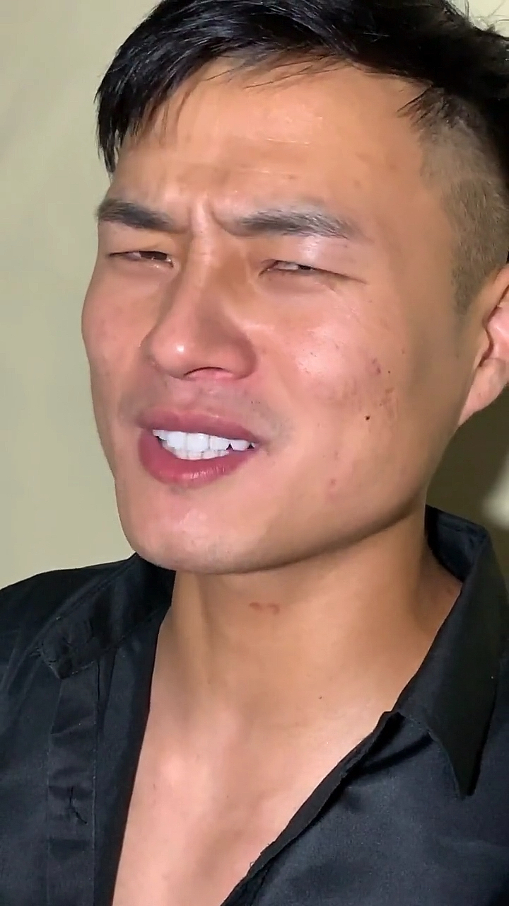 我这种帅哥也油腻了