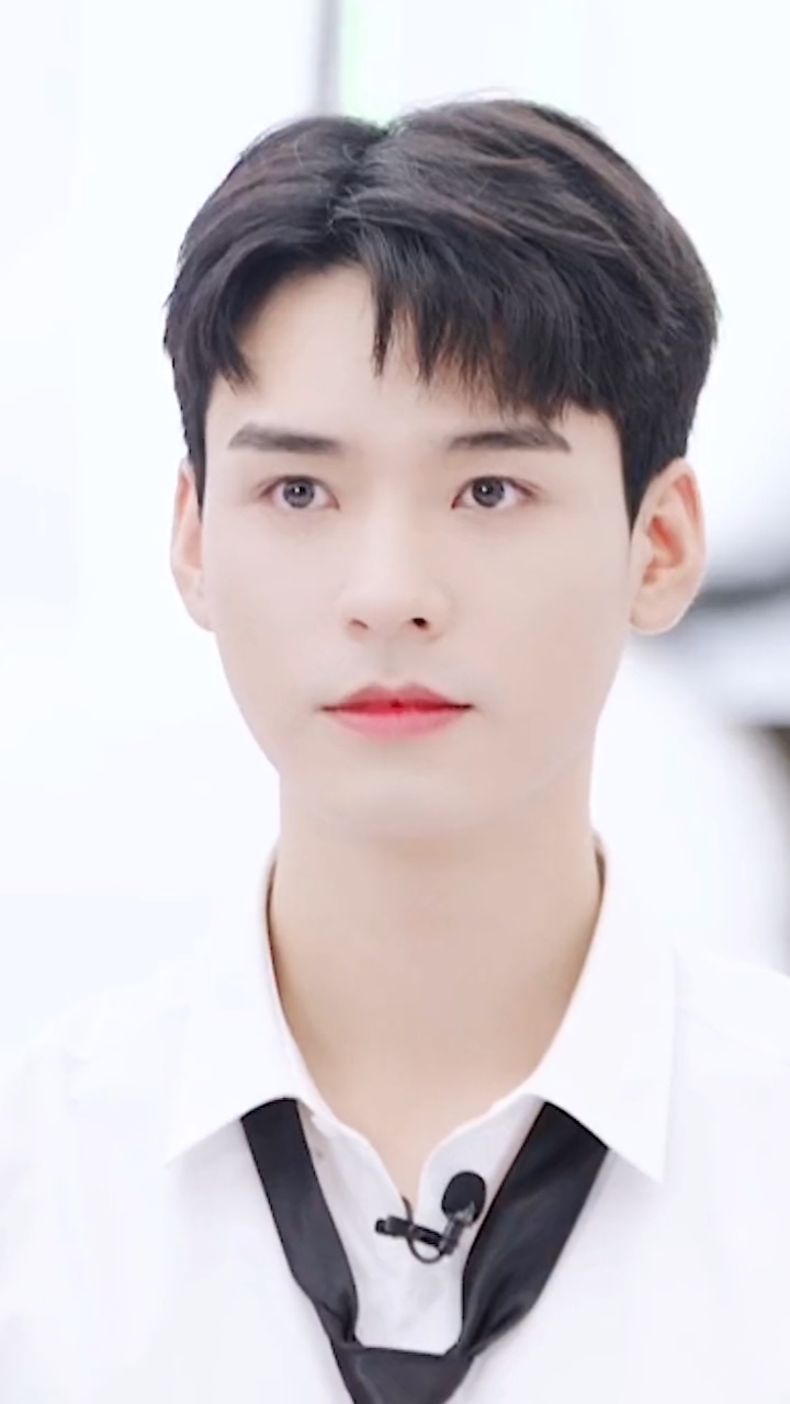 俊俊子太可爱了#龚俊白衣少年