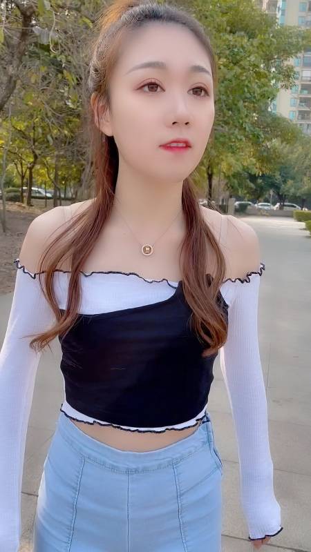 1720次播放.2021-12-1716李圆圆来了吖1.