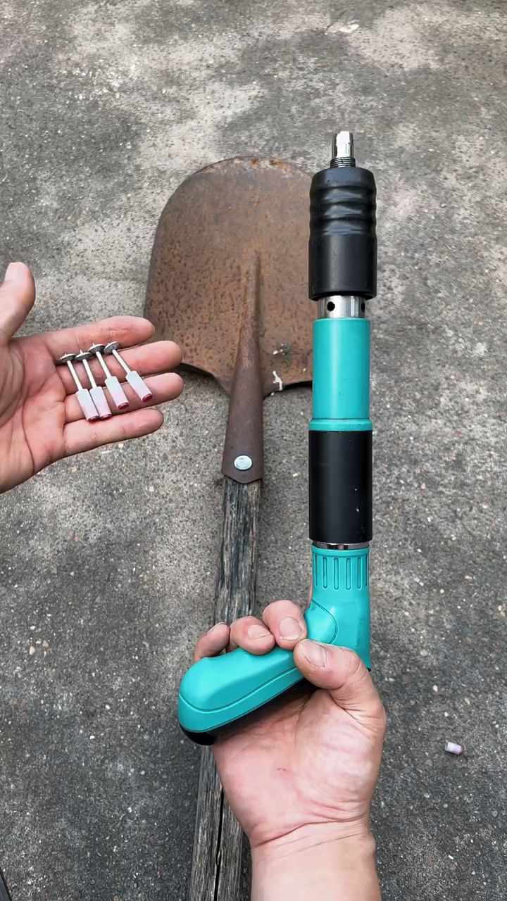 新启专项#德国修理工研发"打钉神器"打破传统设计,以后再也不用加班