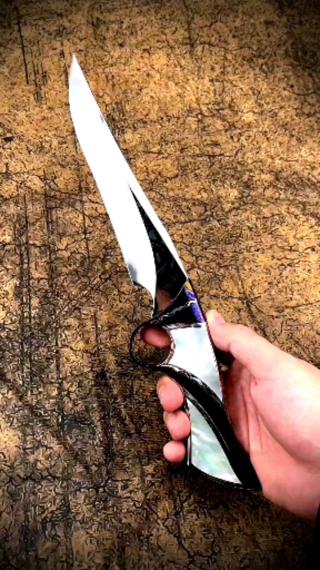 寻找最牛手艺人#大师级手工制作镜面大马士革刀