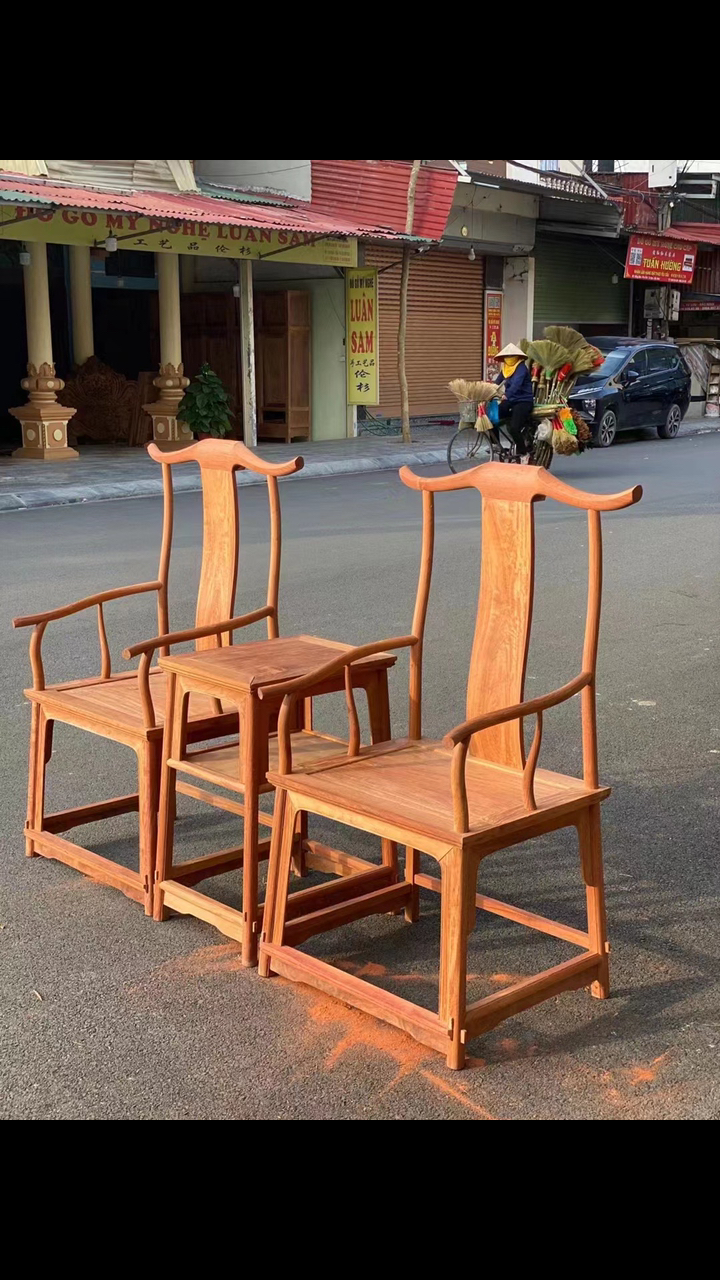 缅甸花梨官帽椅三件套