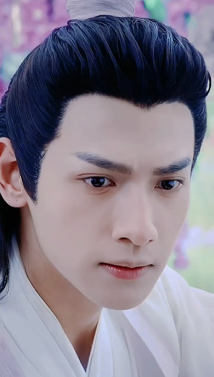 曾几何时,小鱼仙倌也是温润如玉的,只是后来的后来