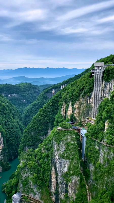 万里青山,风景完美,空气凉爽