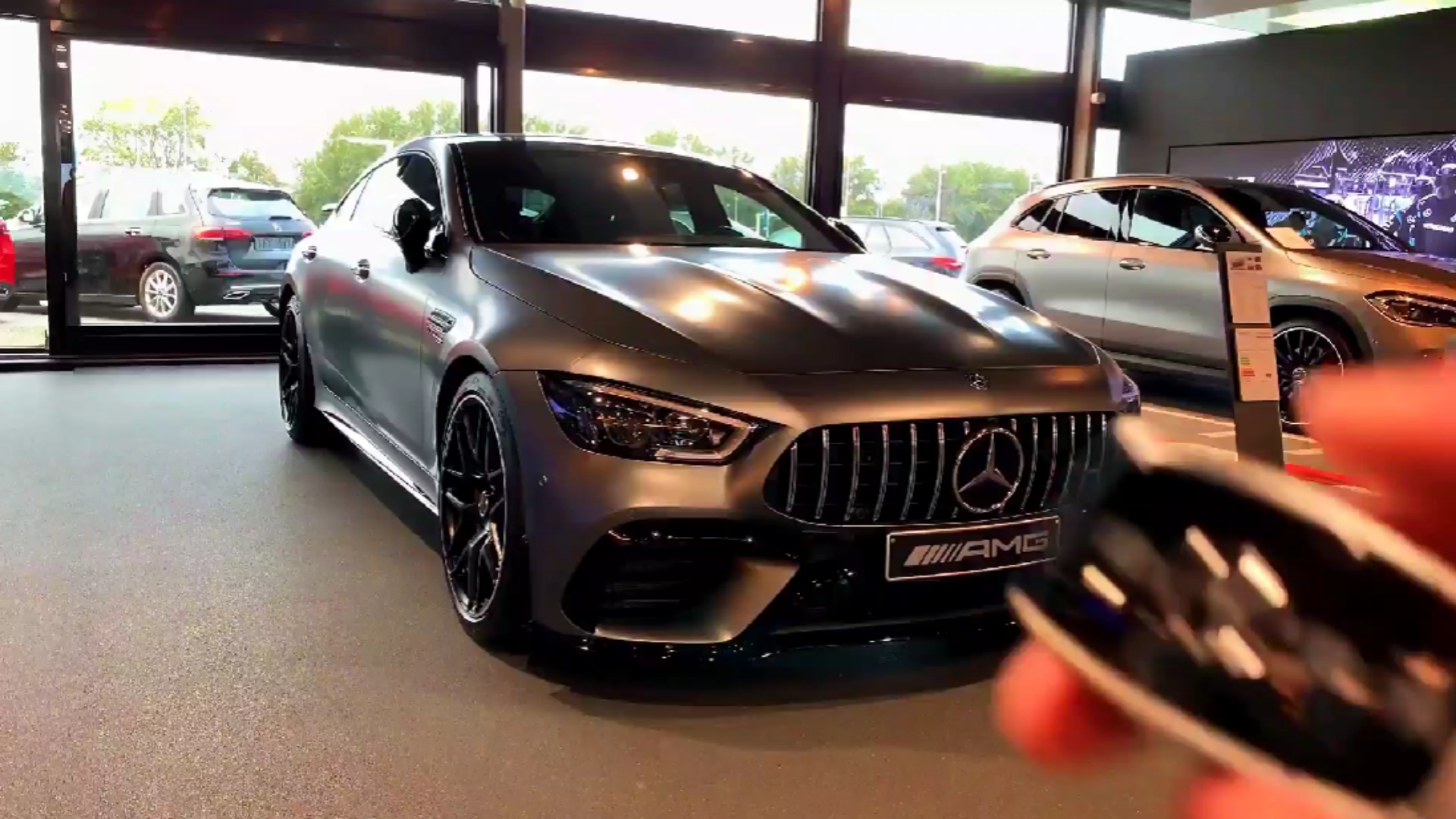 2021奔驰amg.gt.63s,地表最速四门车