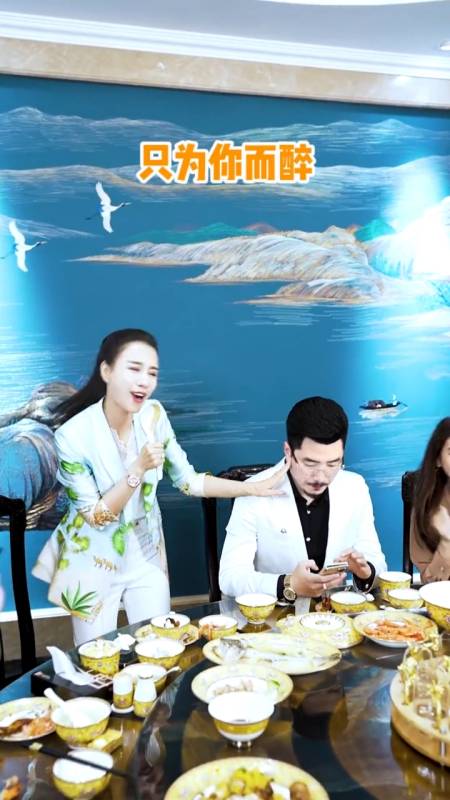 10.33万次播放.2021-08-06487国岳晓娅3.