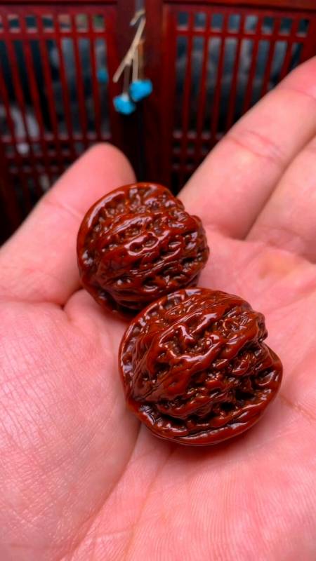 文玩核桃#尺寸32的老闷尖狮子头太难得了!