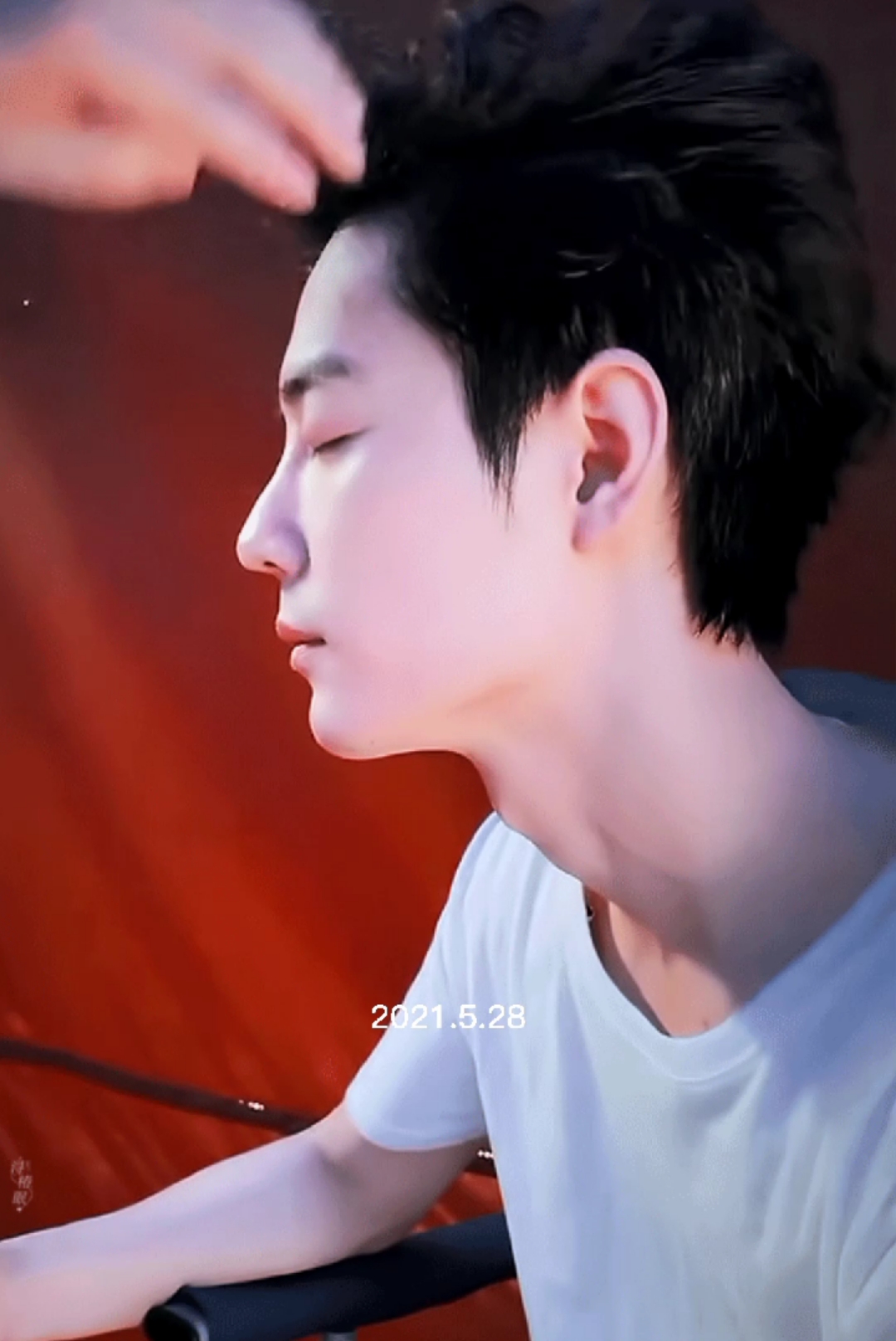 肖战侧颜杀#这个男人的侧颜杀,真的太鲨我了!今天是花痴的一天!