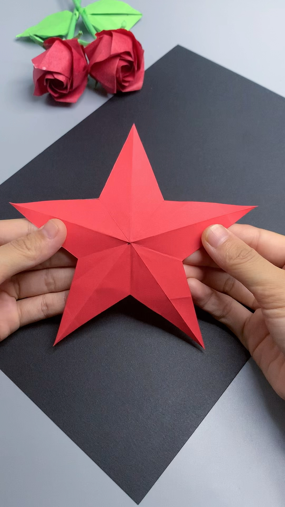 幼儿园手工幼儿园就学会的五角星的另一种剪法