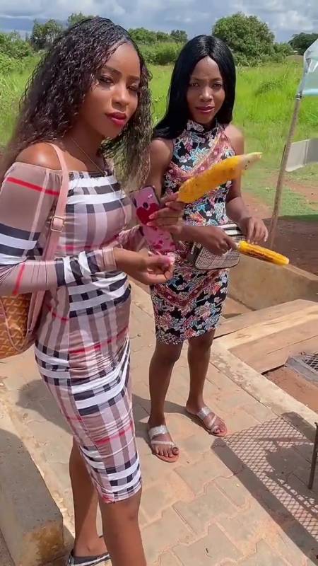 我在非洲的日子#非洲的主食玉米.-全民小视频