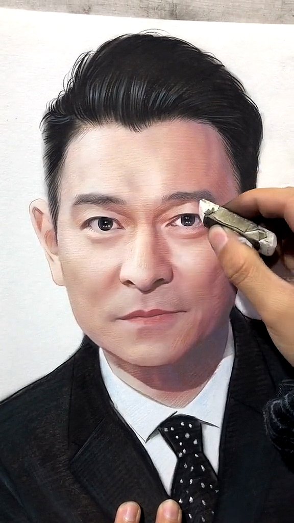 刘德华始于颜值,陷于才华,忠于人品.