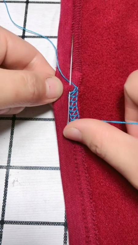 全民最牛手艺人#那位姐妹要的手工锁边教程来了,收藏起来,慢慢学吧.