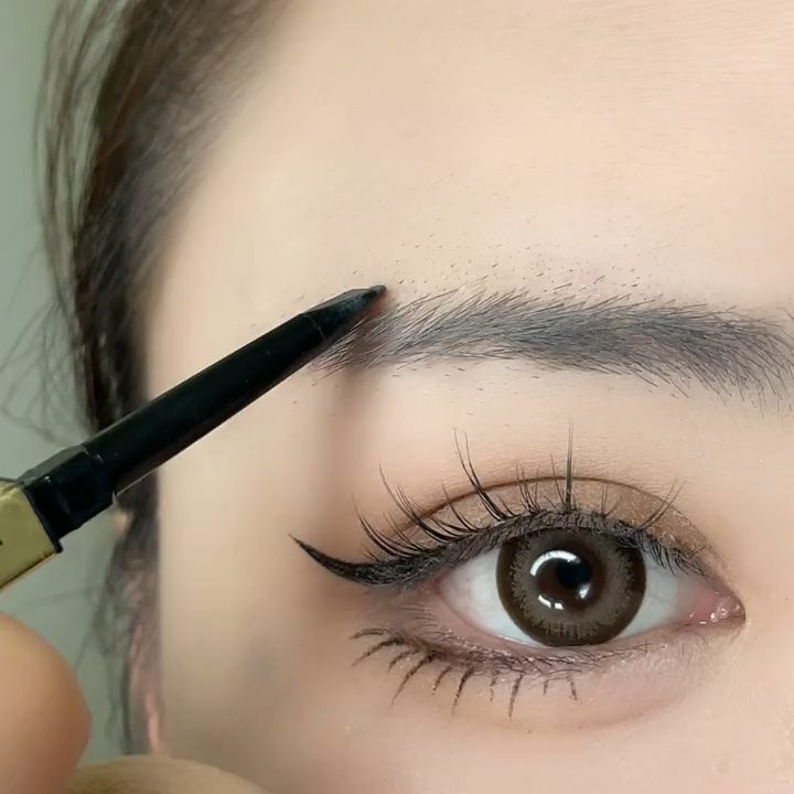 美妆分享#灰棕色,眉毛教程