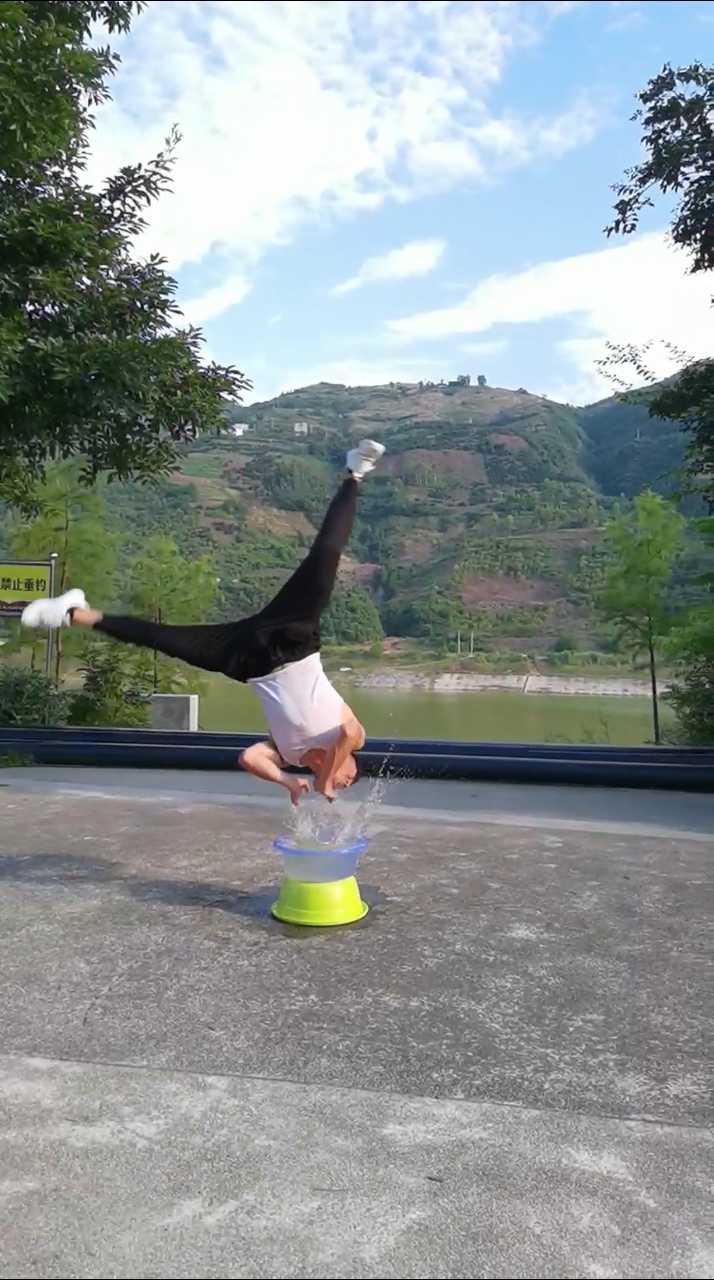 中华武术这个蜻蜓点水厉害